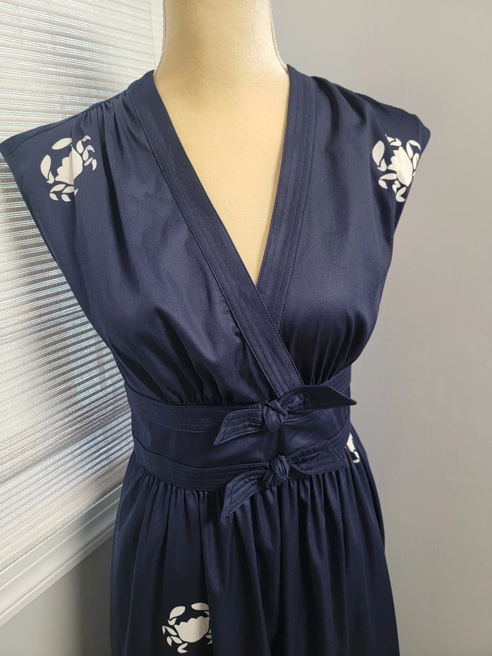 Kate Spade NY Snappy Poplin Crab Print Dress Womens Sz 0 Navy Blue Nautical Midi
